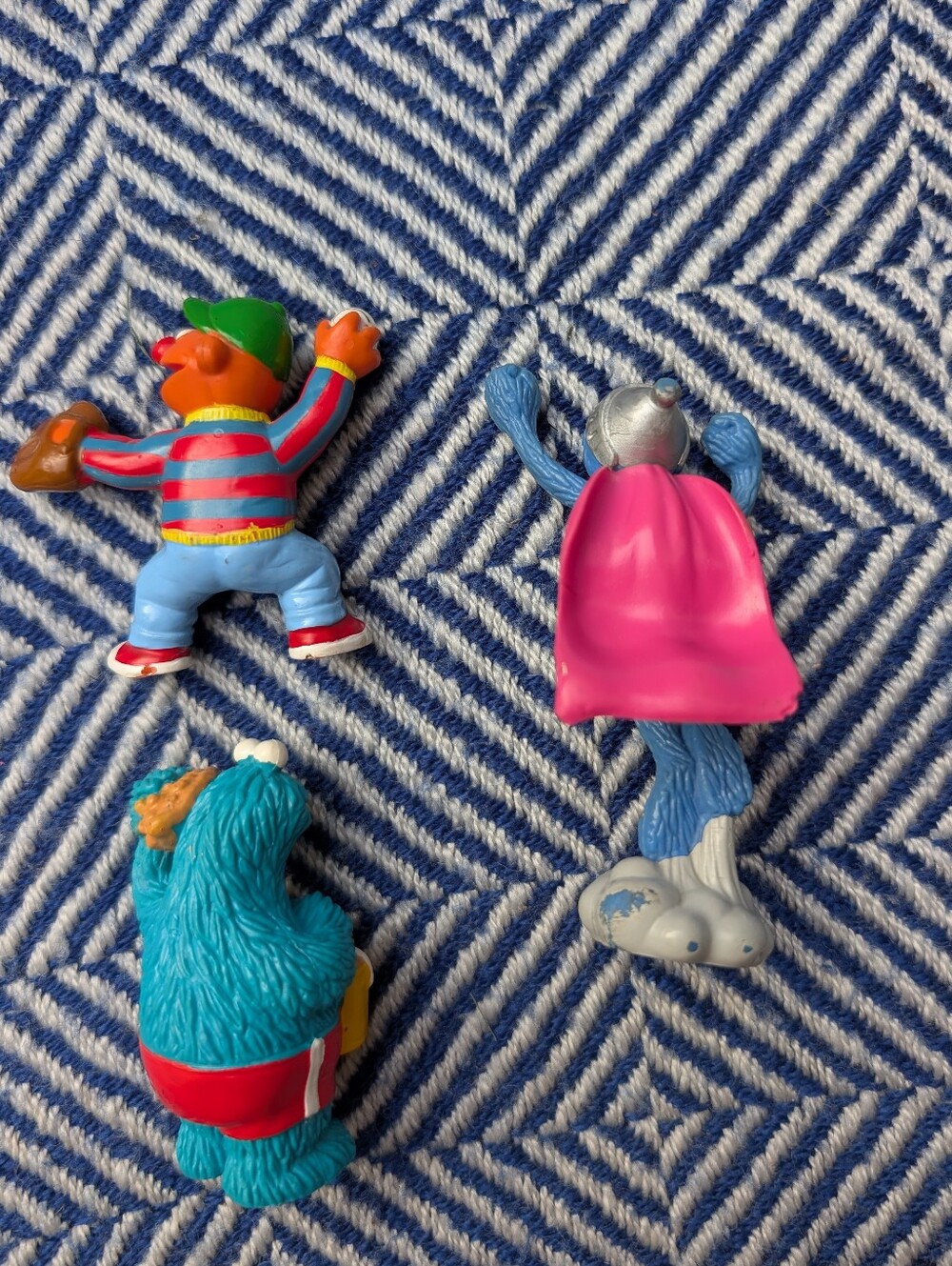 Vintage Sesame Street Figure & Watch Lot - Four Pieces - Picture 4 of 4